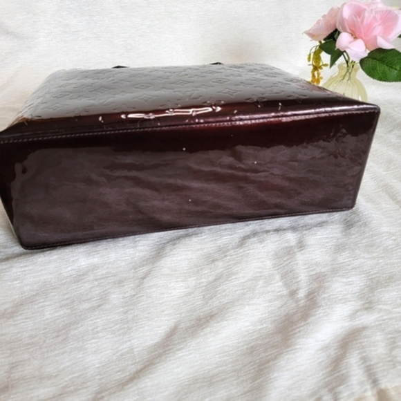 Louis Vuitton Amarante Monogram Vernis Wilshire MM Bag - Picture 12 of 13